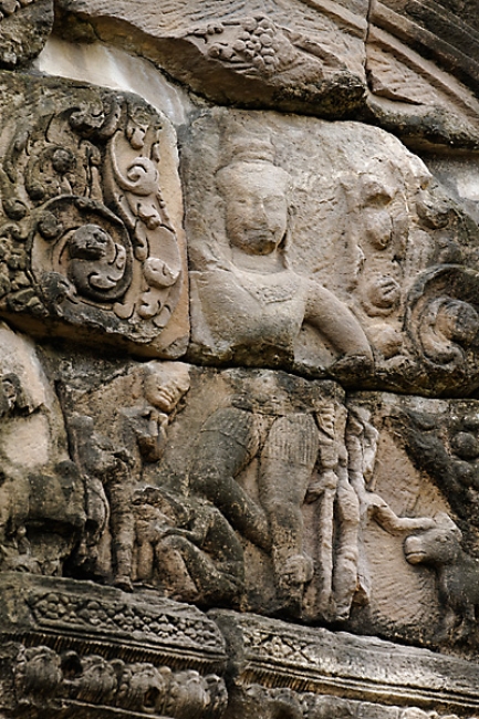 Prasat Sa Kamphaeng Yai-071